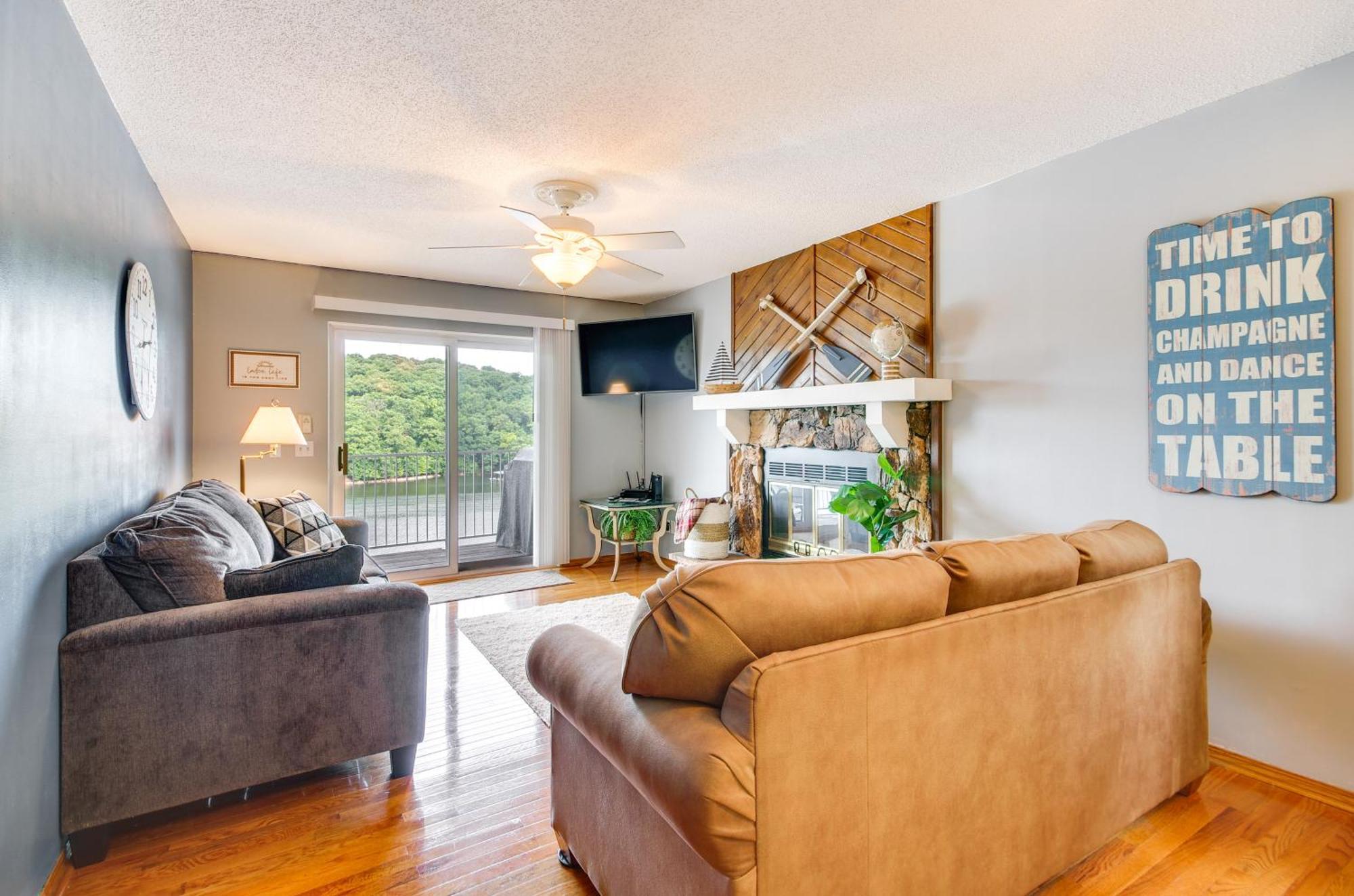 Cozy Lake Ozark Condo Rental With Grill, Pool Access Exterior foto